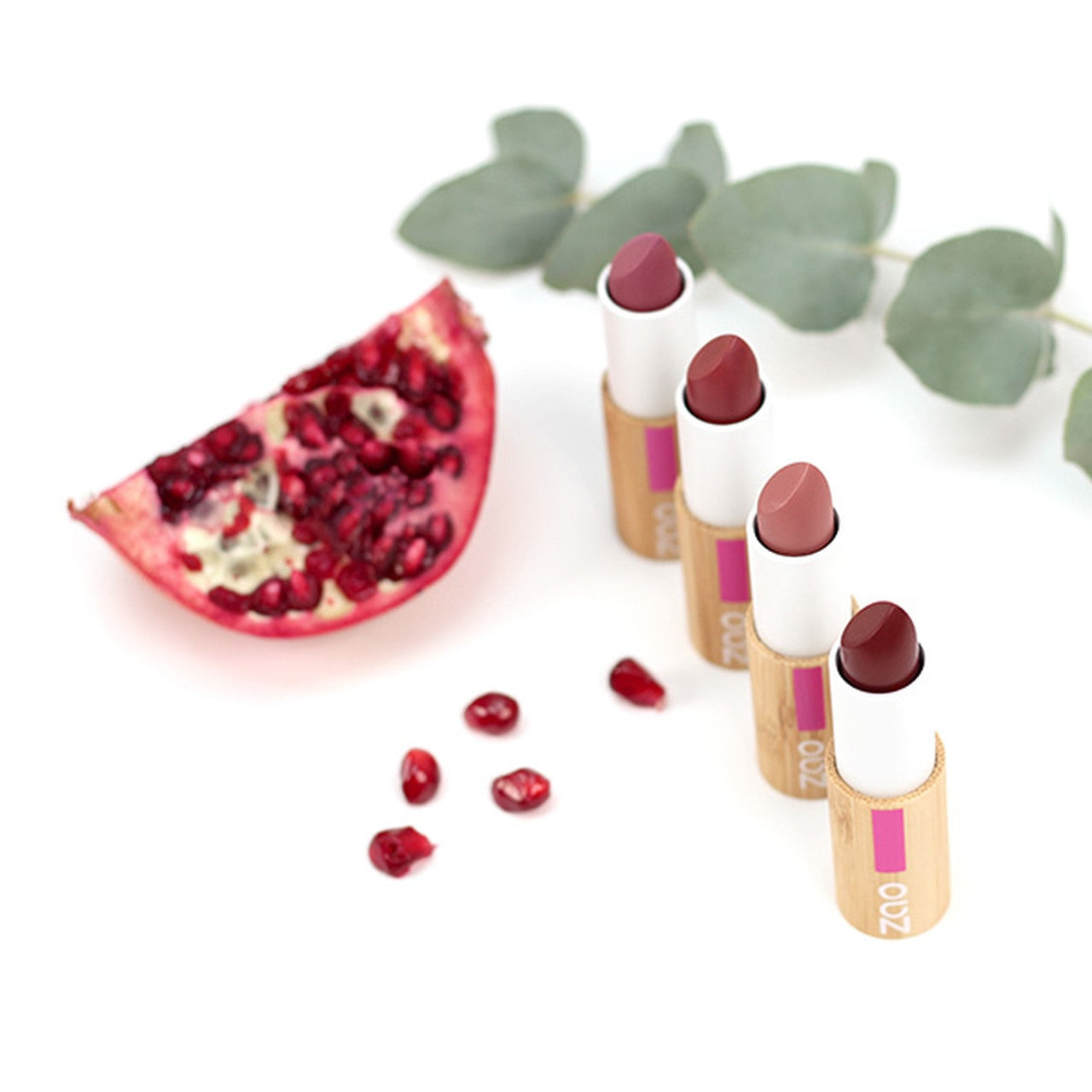 natural ingredients and plastic free lipstick